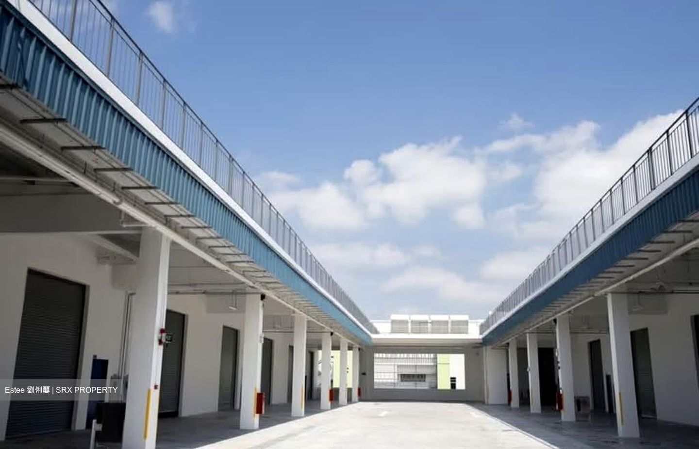 North View Bizhub (D27), Factory #577050311